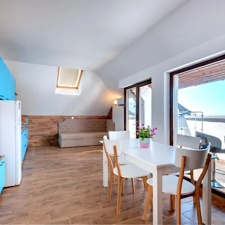 Panorama Blue Family And Free Parking 3*