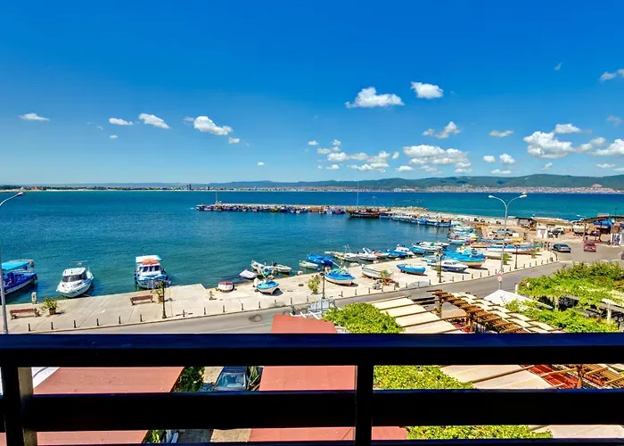 Panorama Blue Family And Free Parking Nessebar