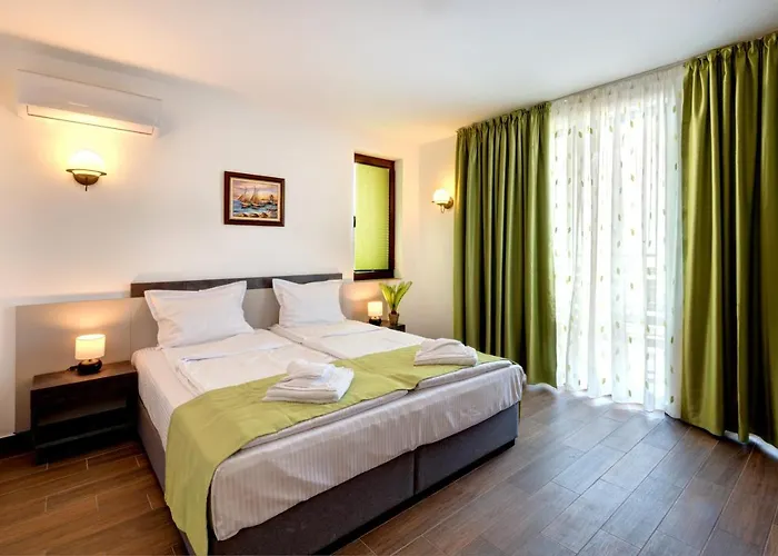 Hotel Panorama Blue Family And Free Parking Nessebar