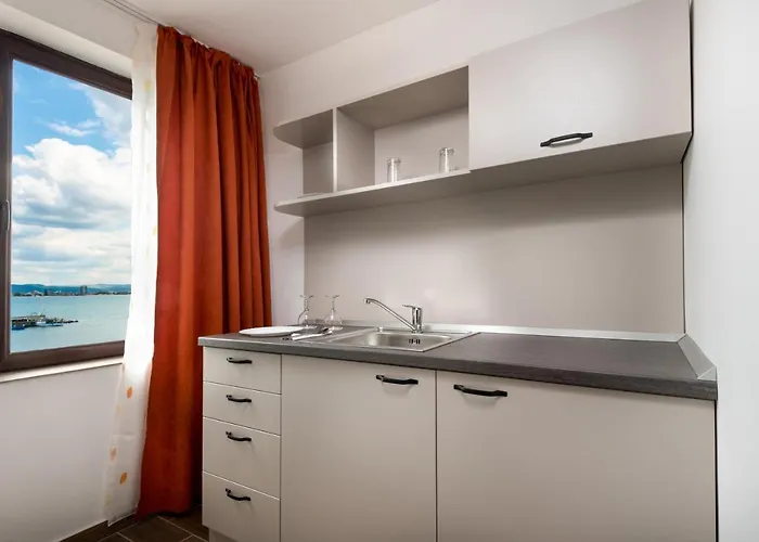 Panorama Blue Family And Free Parking Hotel Nessebar