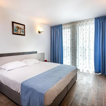 Szálloda Panorama Blue Family And Free Parking 3*