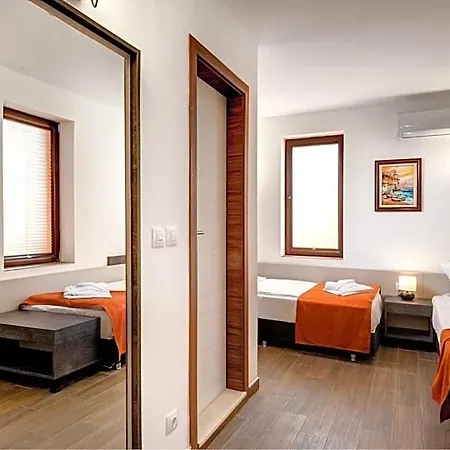Panorama Blue Family And Free Parking 3*