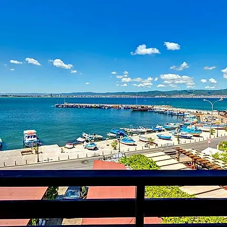 Panorama Blue Family And Free Parking Szálloda 3*